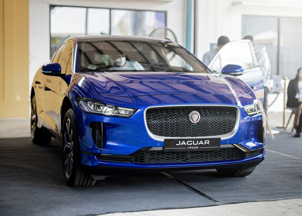mobil Jaguar
