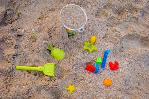 Tips bermain pasir pantai