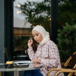 Mengambil cuti kerja